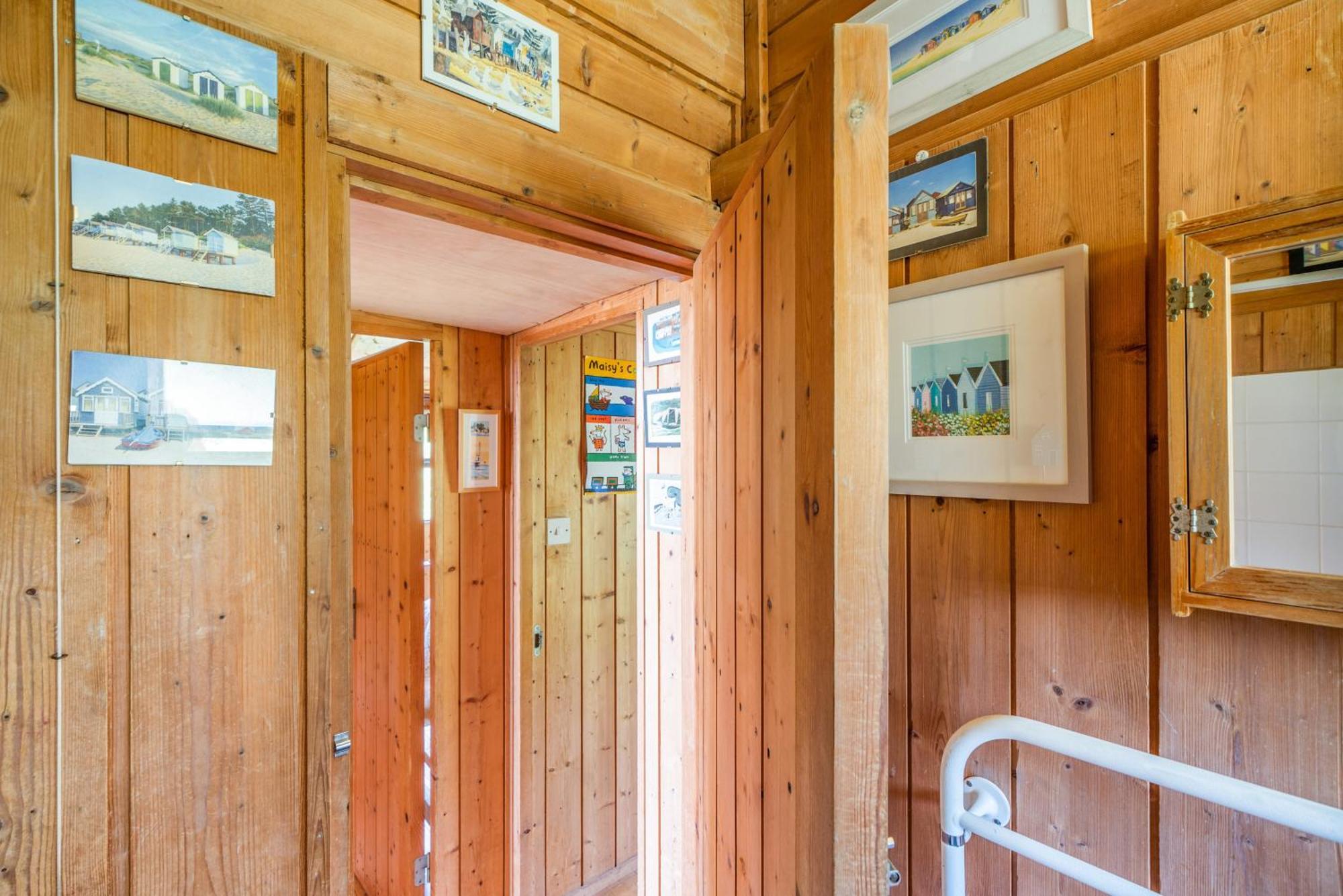 Scandinavian Style Lodge In Rock Уэйдбридж Экстерьер фото